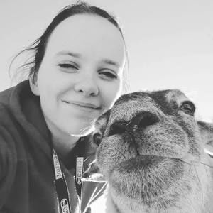 Meet your Posher, Erika